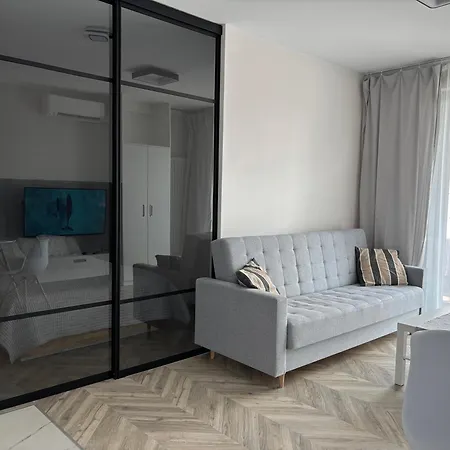 44 B Srodmiescie * Gdynia