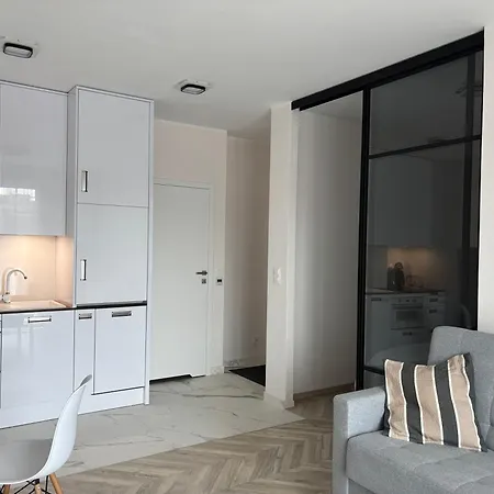 44 B Srodmiescie * Gdynia