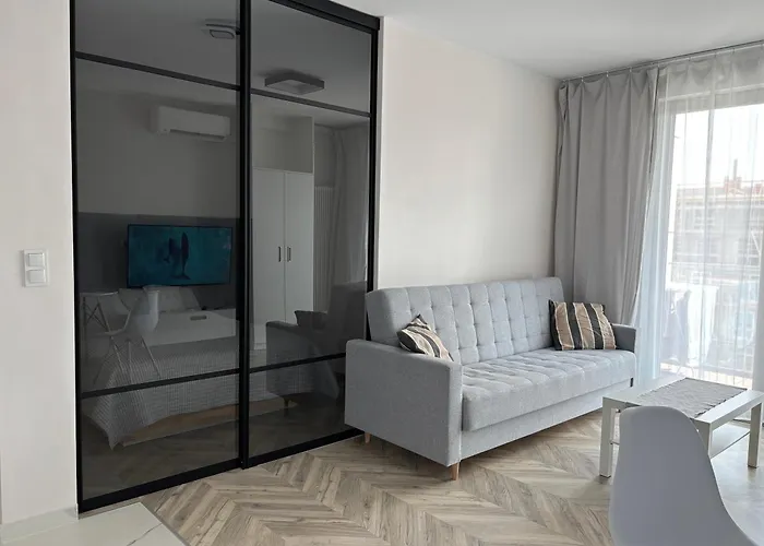 44 B Srodmiescie * 格丁尼亚