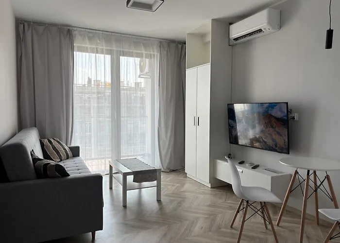 44 B Srodmiescie * 格丁尼亚